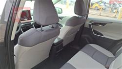 تۆیۆتا ڕاڤ 4